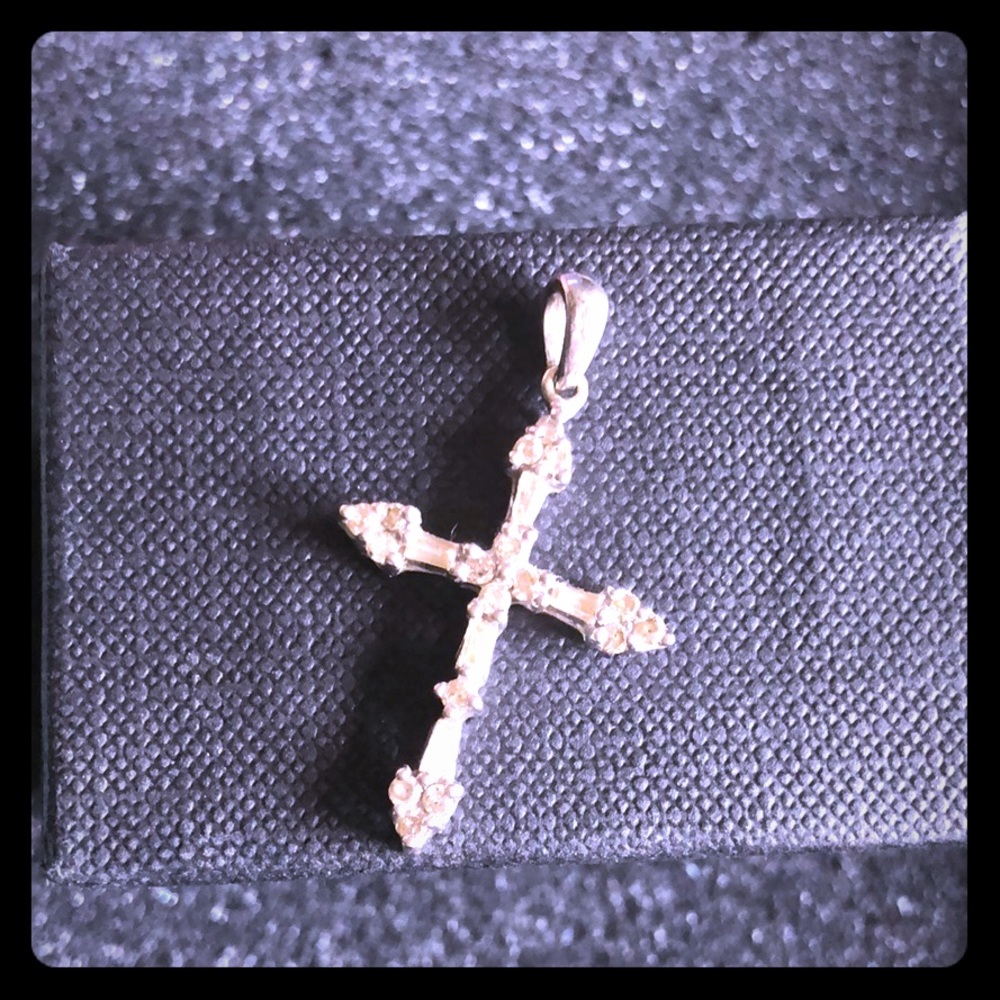 Necklace pendant